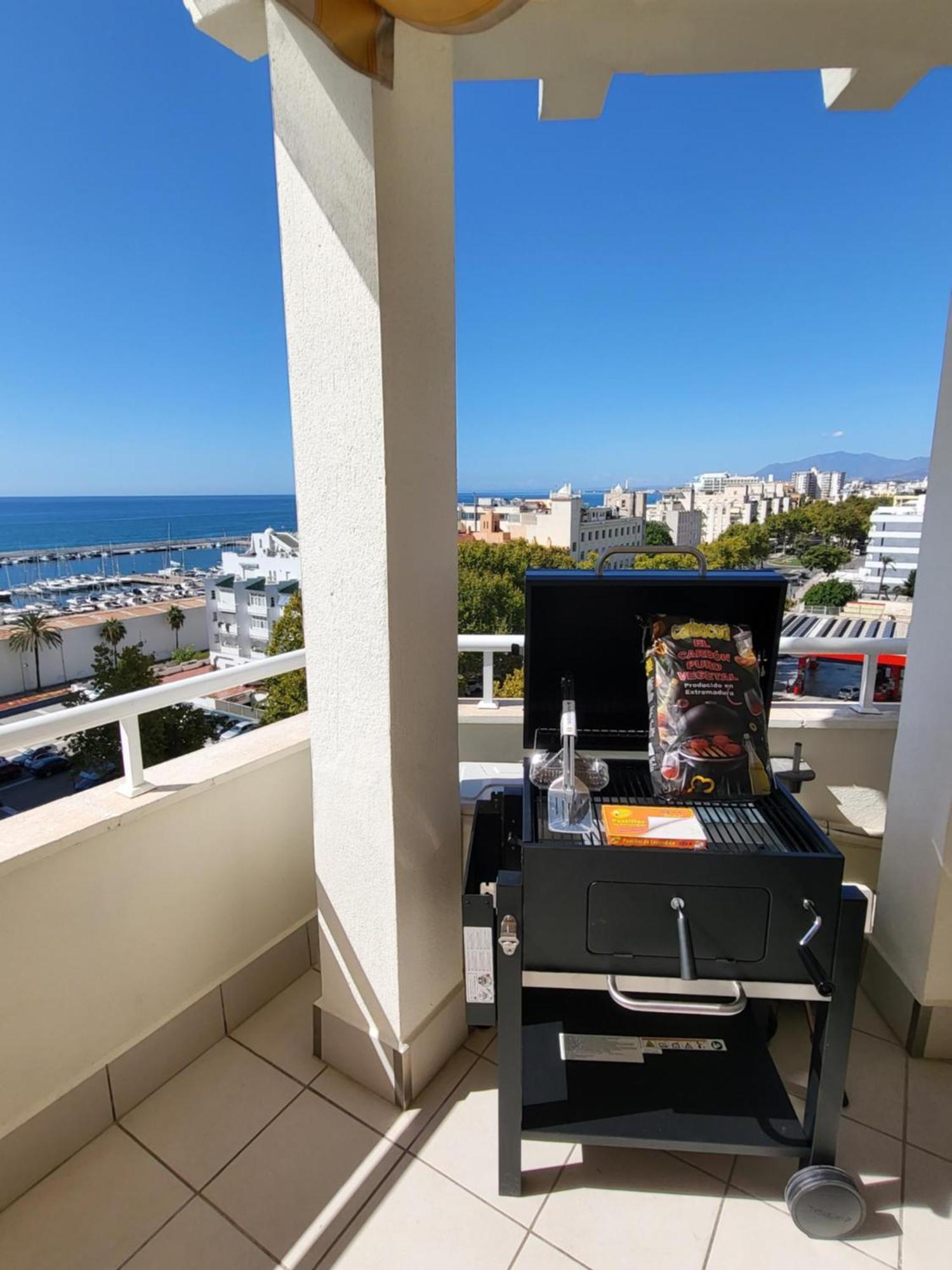 Marbella Edificio Puerto Azul Apartment Luaran gambar